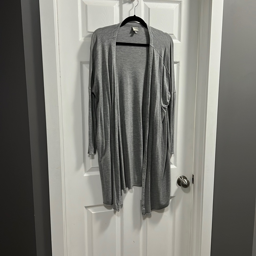 Bench cardigan